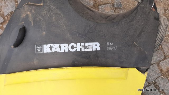 Ruční zametací stroj KM 650I (Rucni zametaci stroj KARCHER KM 650 (2).jpg)